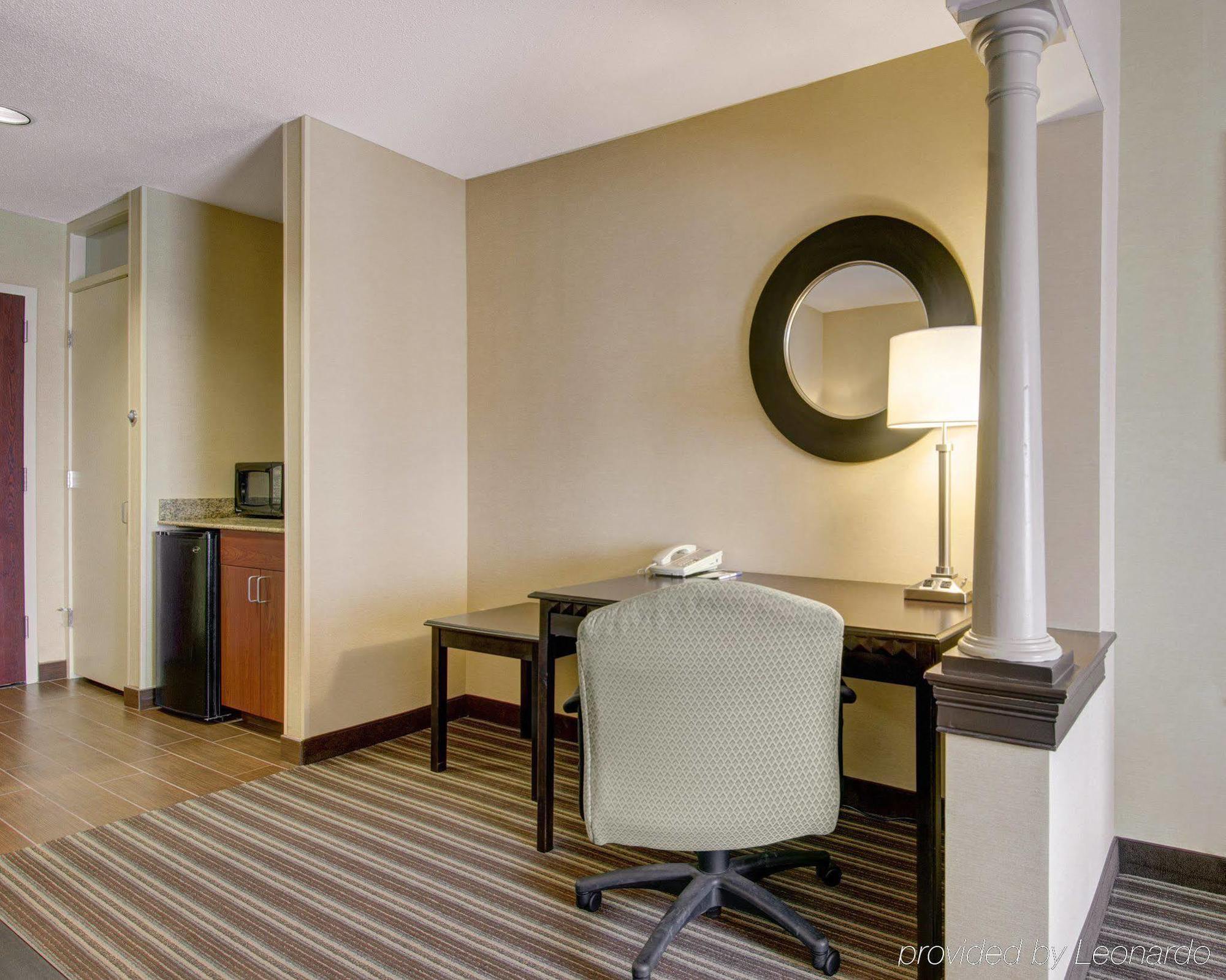 Spark By Hilton Woburn Boston Exterior foto